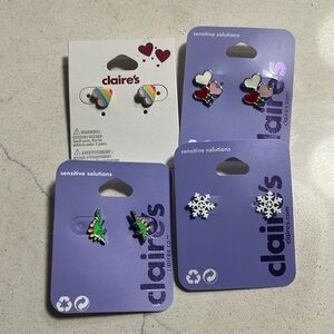 4 pack Claire’s earrings 4 pairs in great like new!